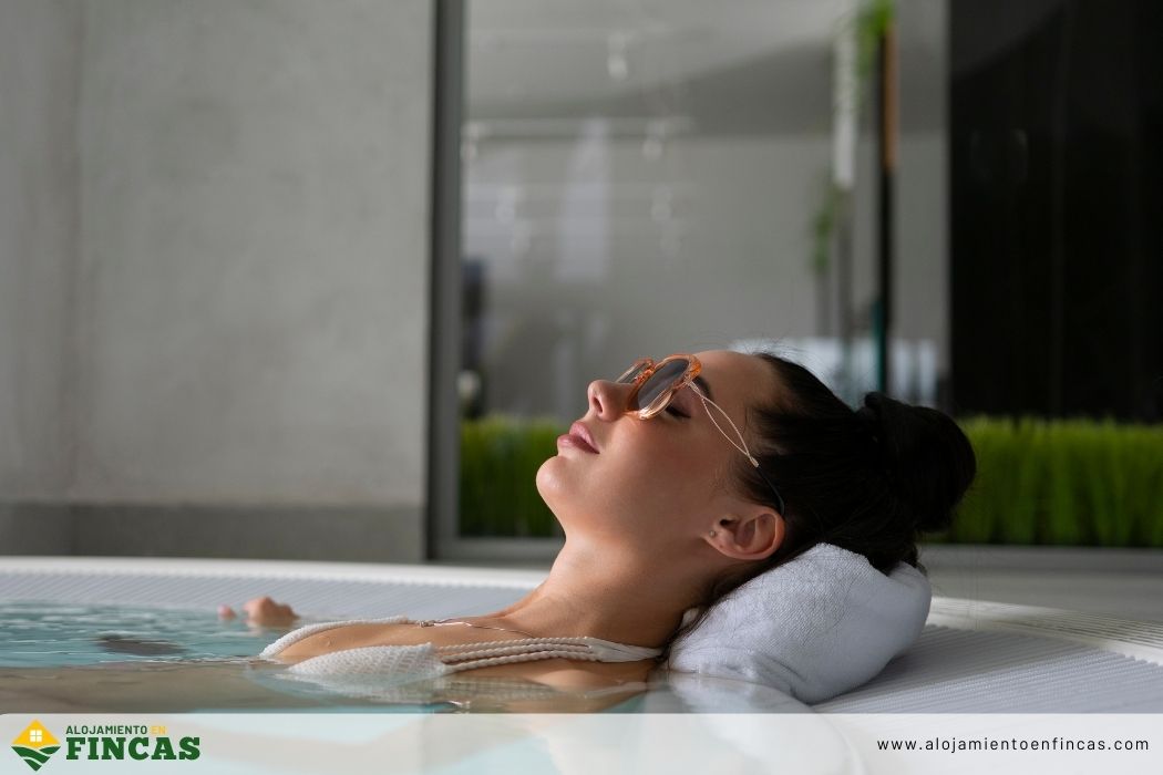 disfrutar de piscina y jacuzzi en fincas con seguridad